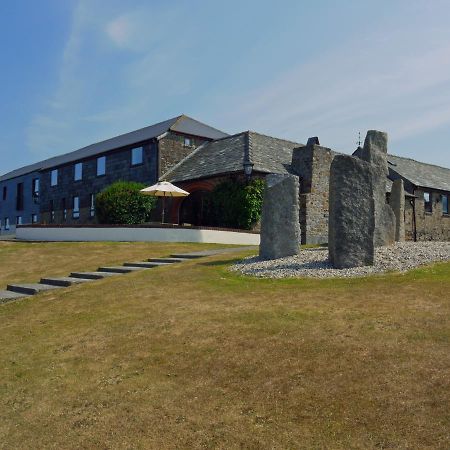 Kennacott Court Holiday Cottages Бюд Екстериор снимка