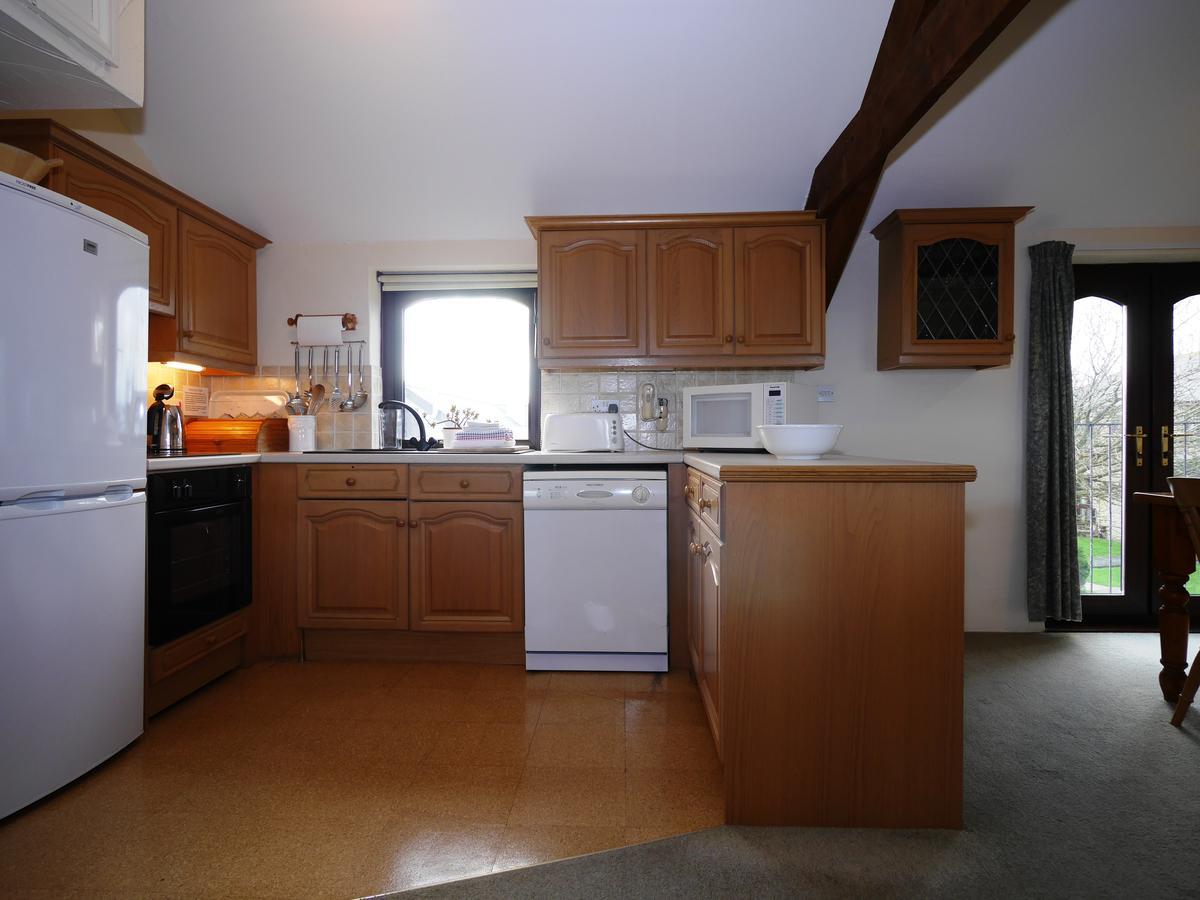 Kennacott Court Holiday Cottages Бюд Екстериор снимка