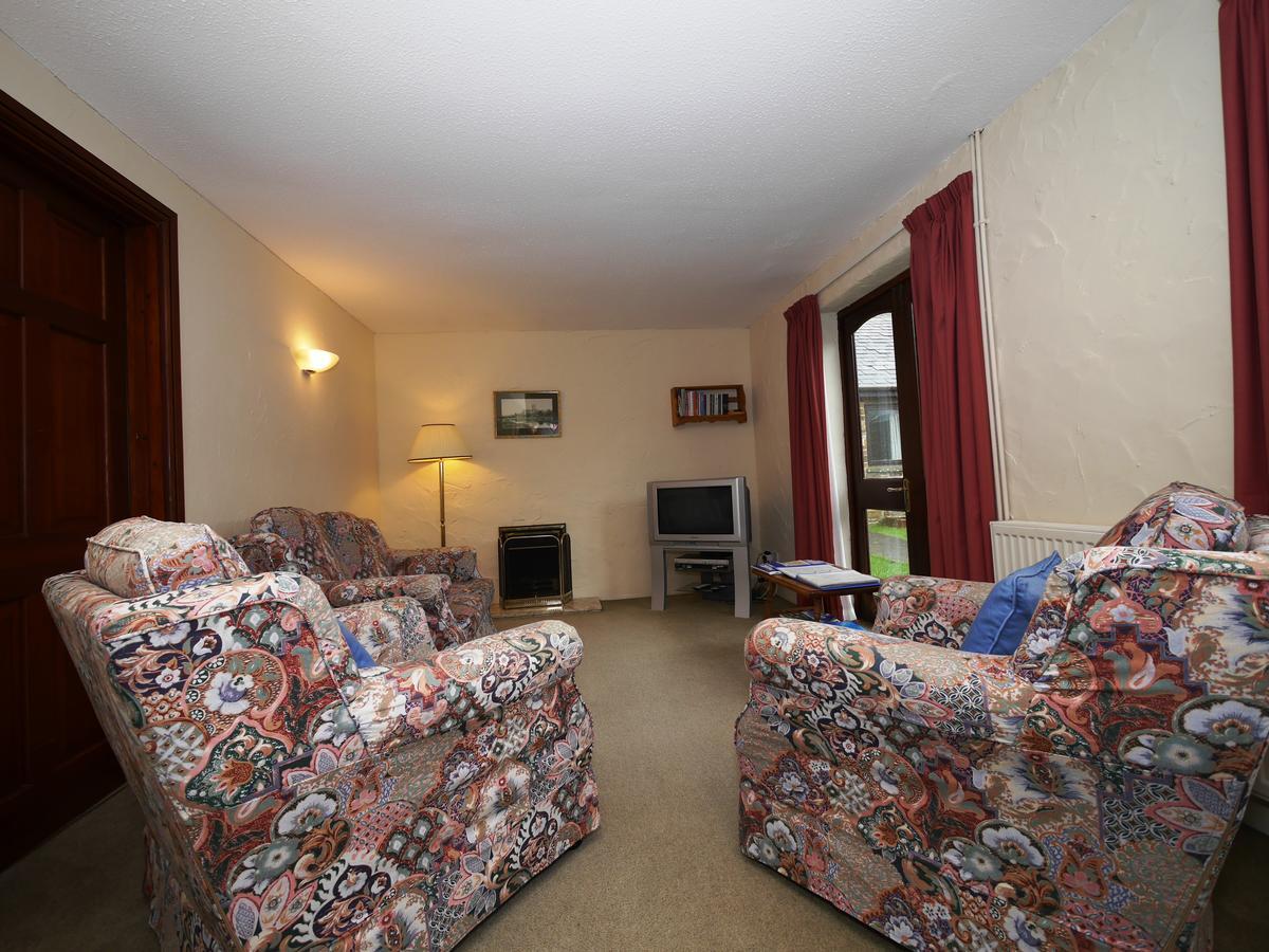 Kennacott Court Holiday Cottages Бюд Екстериор снимка