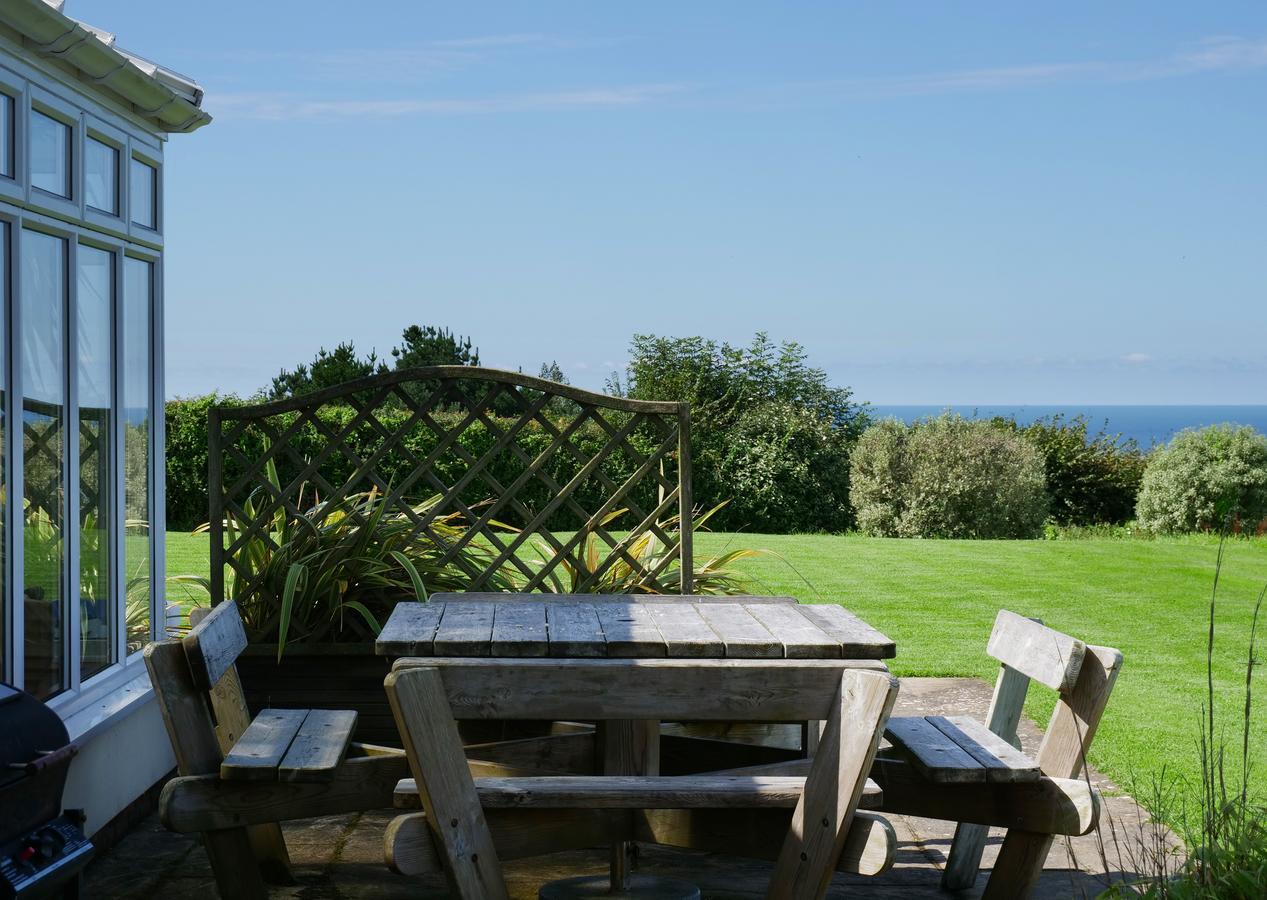 Kennacott Court Holiday Cottages Бюд Екстериор снимка
